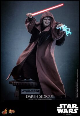 Hot Toys MMS745 Darth Sidious